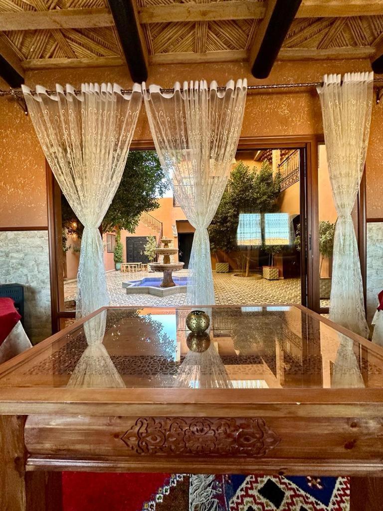 Riad Tamdakhte آيت بن حدو المظهر الخارجي الصورة