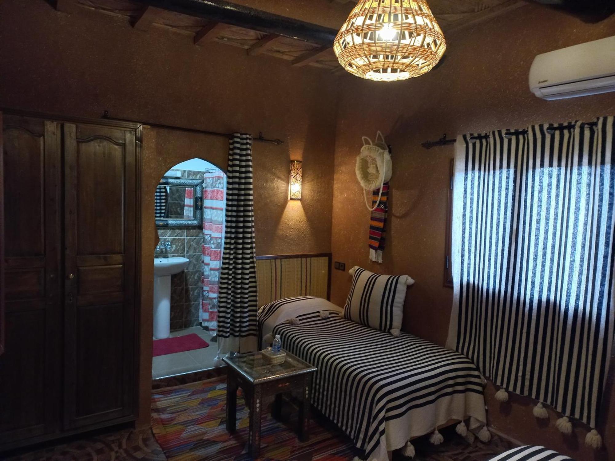 Riad Tamdakhte آيت بن حدو المظهر الخارجي الصورة